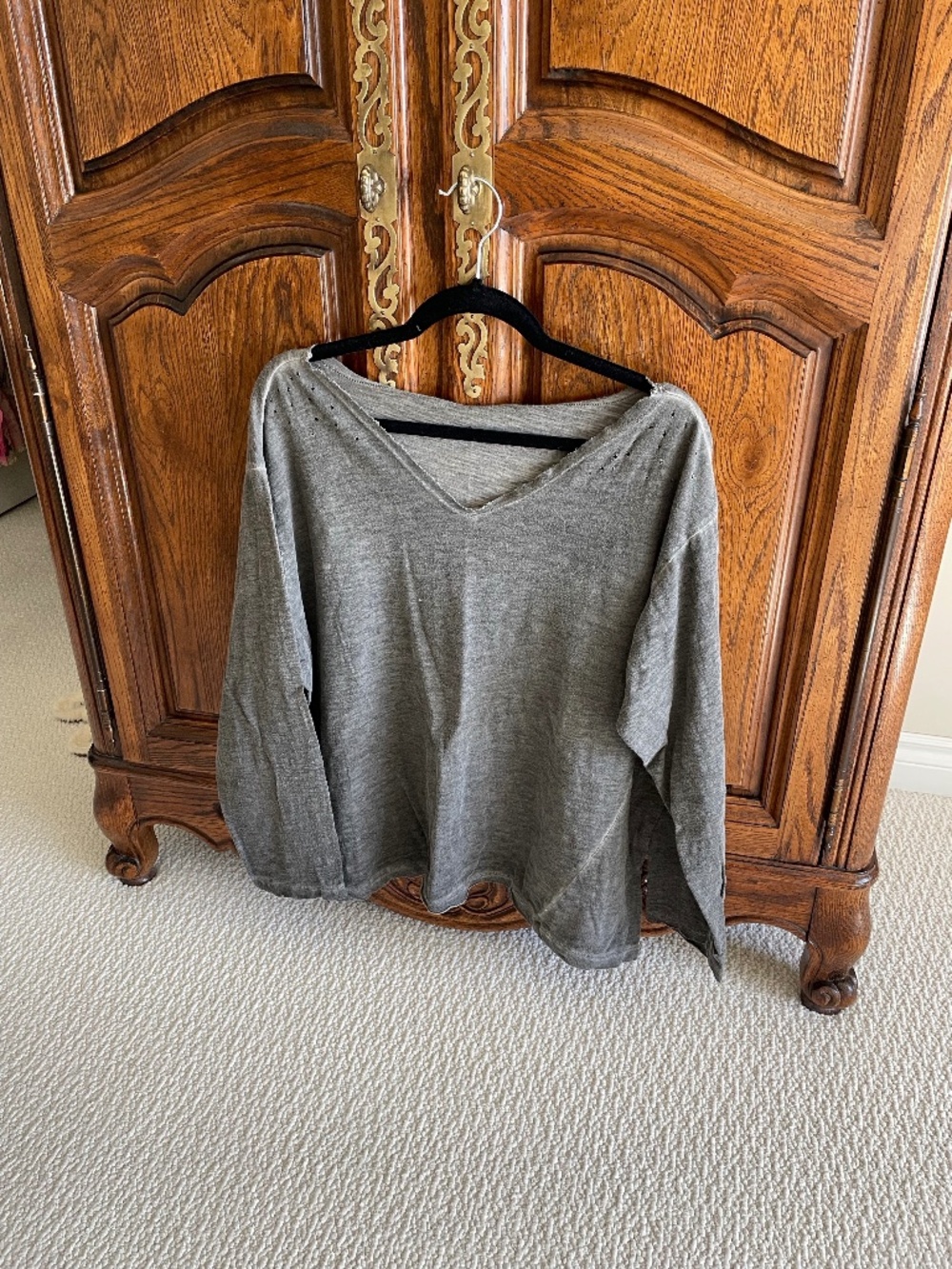 Magnolia Pearl Grey Viggo Tee in one size fits most.